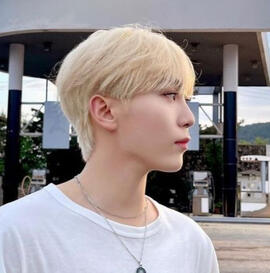 @Buttonniukoukou on twt